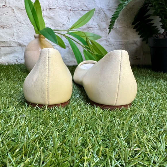 VINCE
Cesta Square Toe Ballet Flat Moonlight size 37.5 US 7.5 - Picture 9 of 12